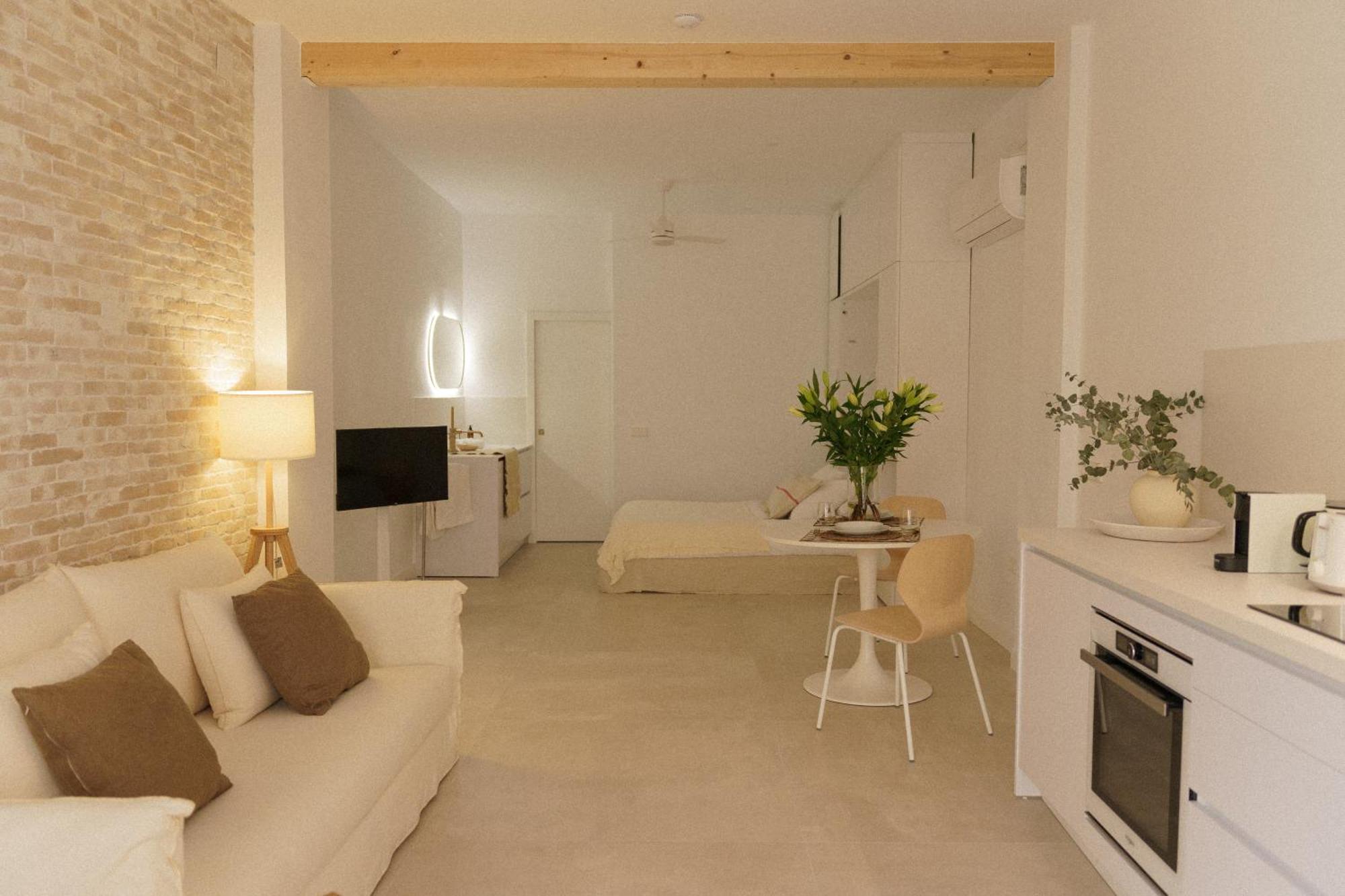 סביליה Luca Oliva Homes Riverside Studio מראה חיצוני תמונה