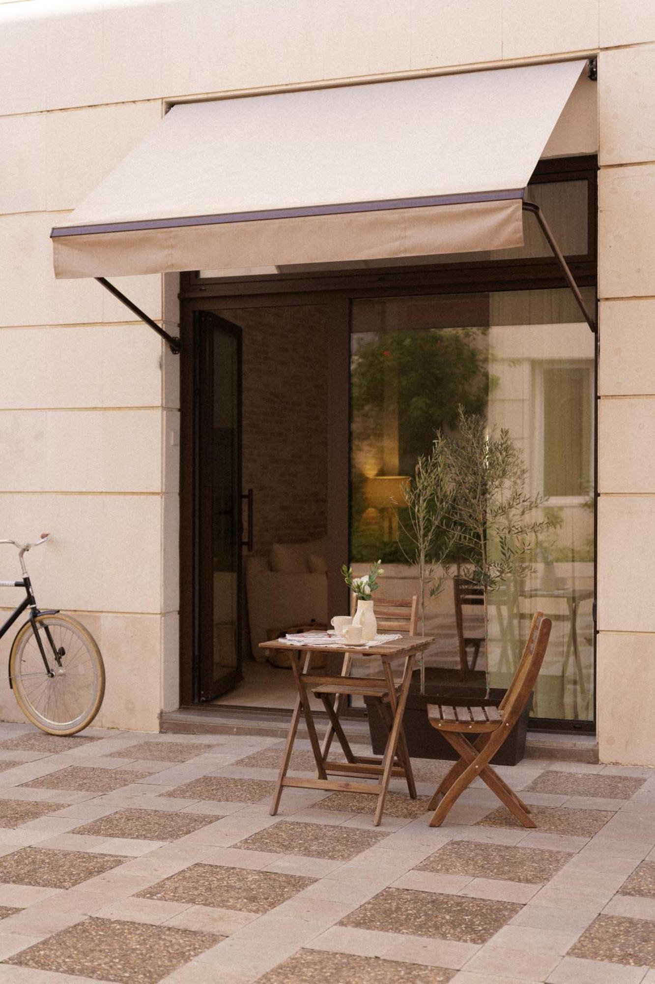 סביליה Luca Oliva Homes Riverside Studio מראה חיצוני תמונה