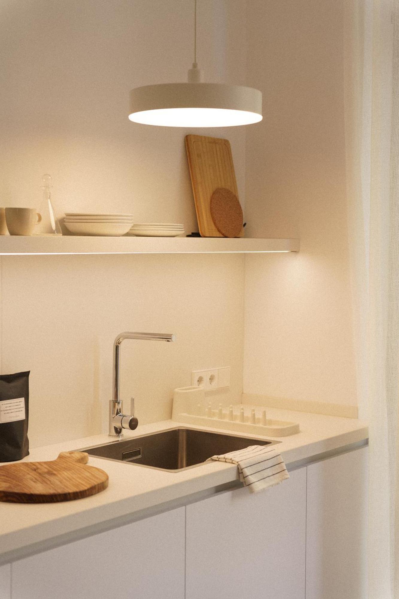 סביליה Luca Oliva Homes Riverside Studio מראה חיצוני תמונה