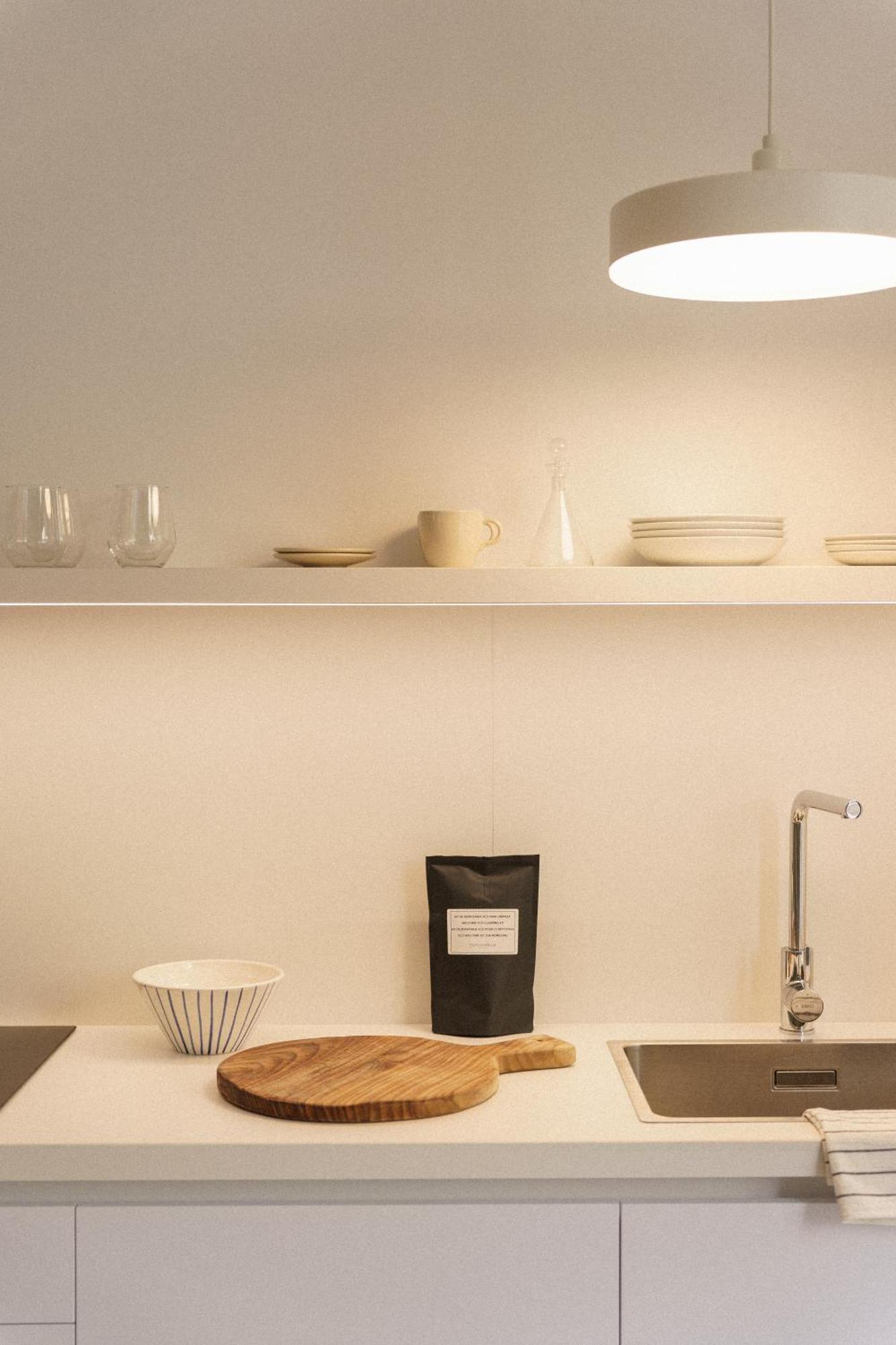 סביליה Luca Oliva Homes Riverside Studio מראה חיצוני תמונה